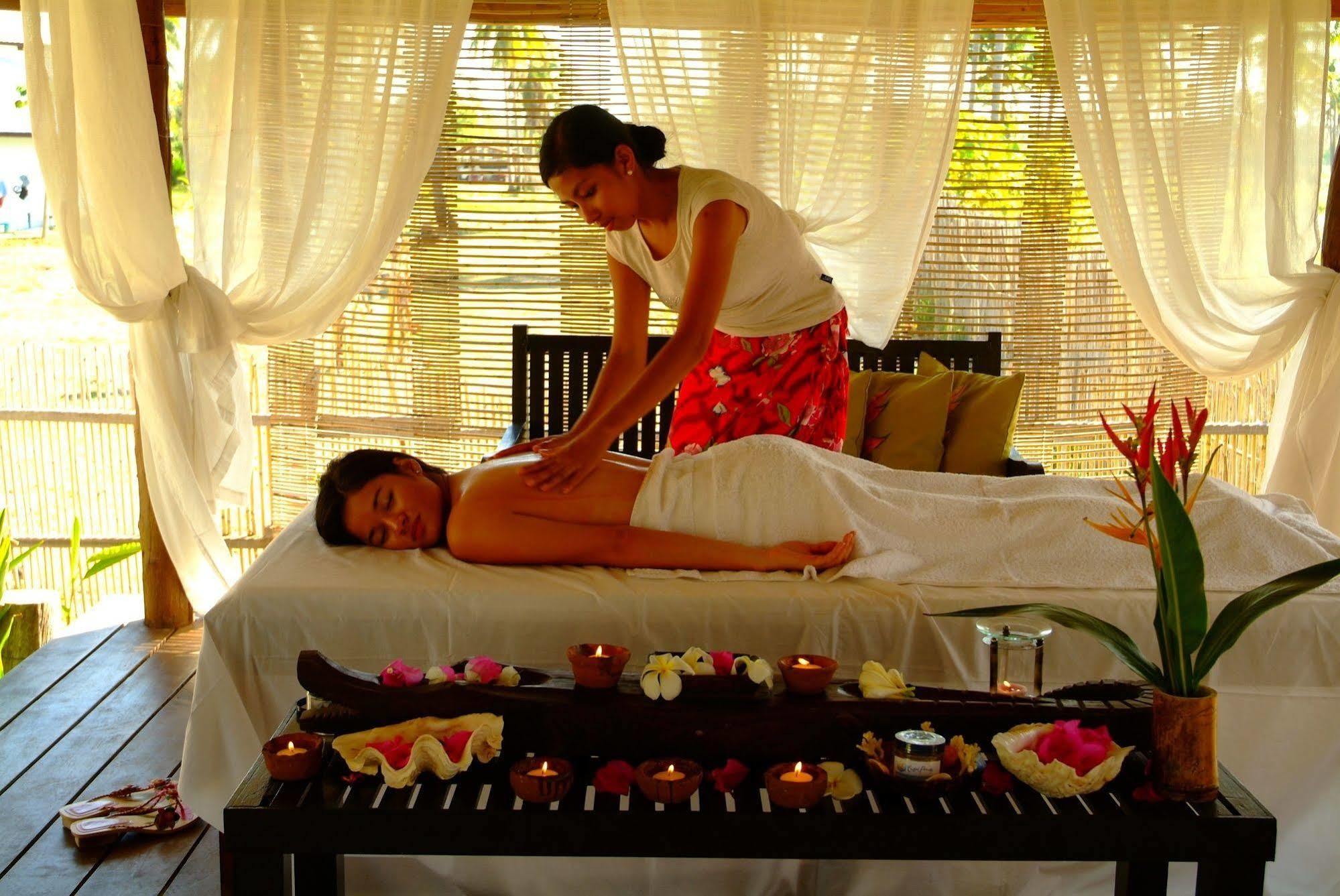 Crystal Paradise Resort Spa & Winery Narra Екстер'єр фото